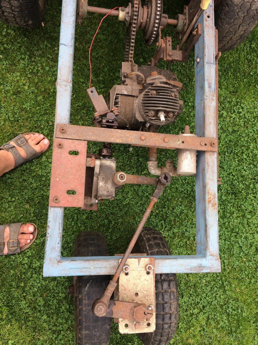 Malotraktor, tříkolka - 2