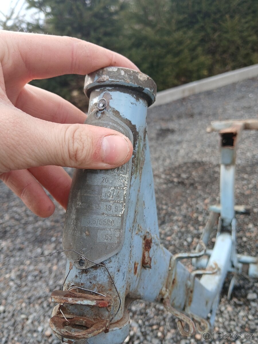 Jawa pionyr rám - 2