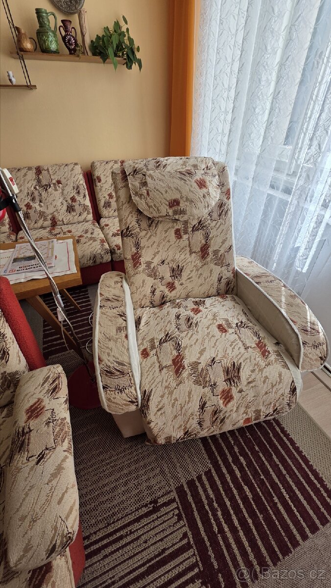 Křesla a pohovka - 2