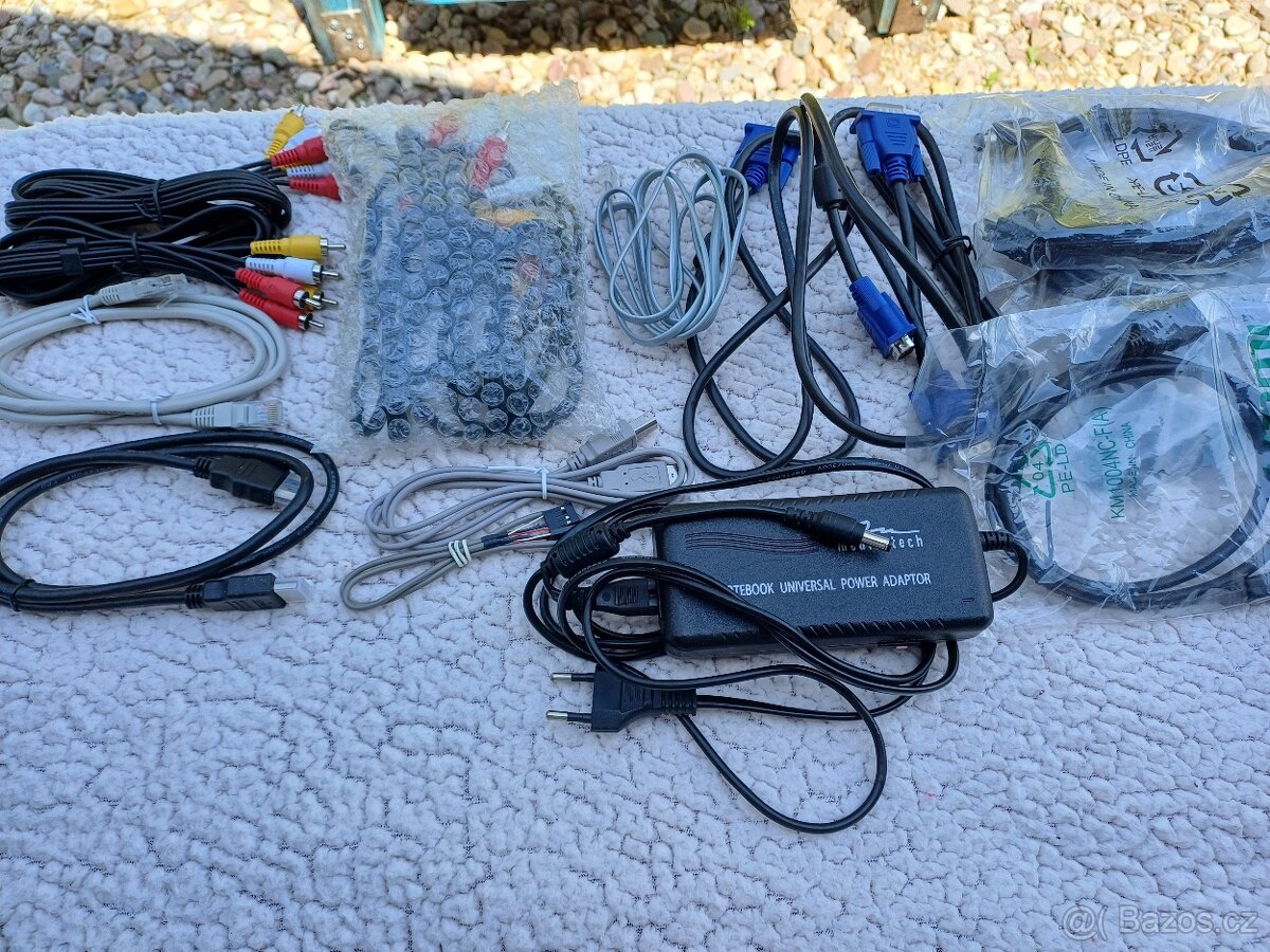 Kabely k PC a TV - 2