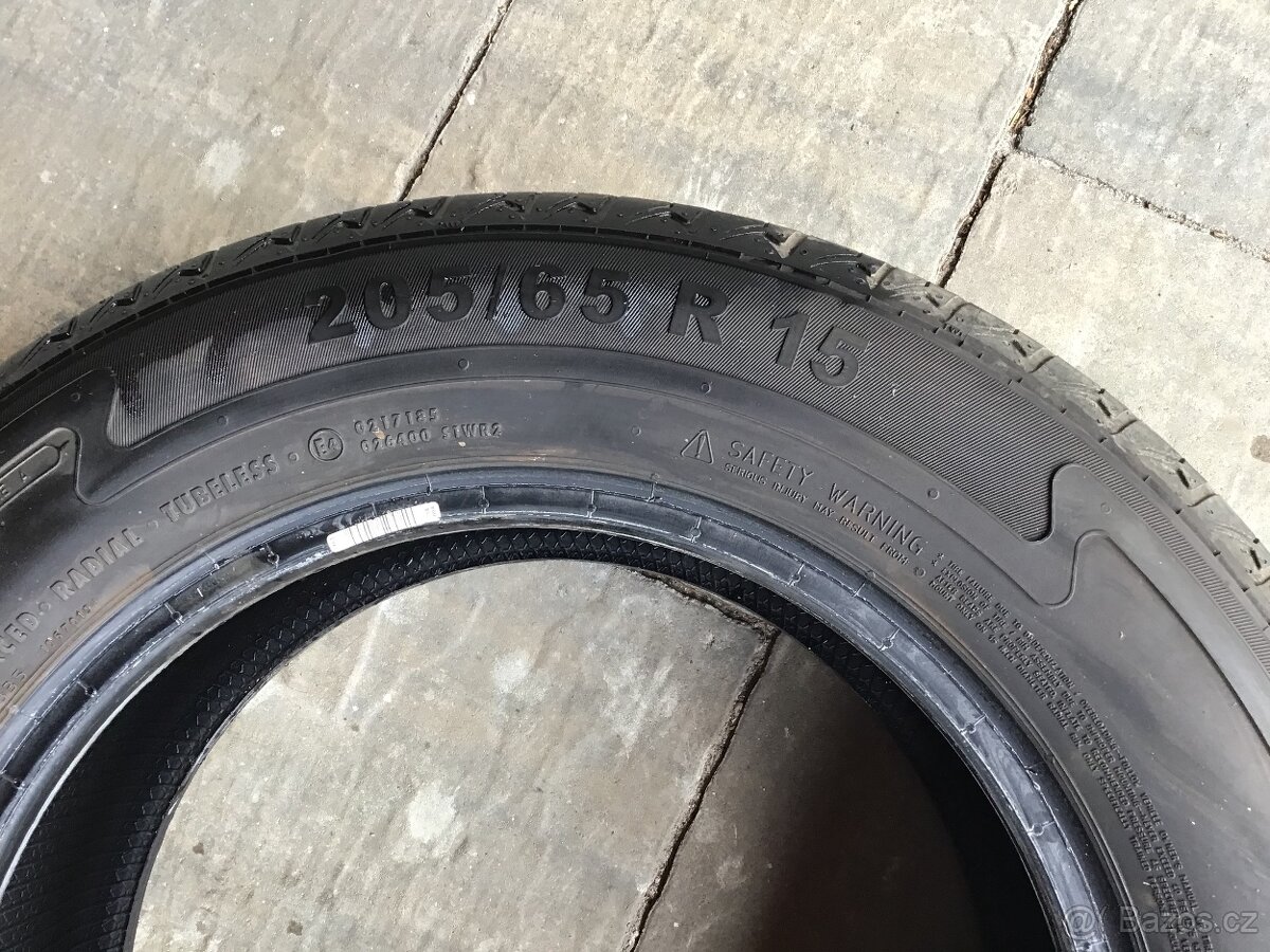 Pneu Semperit Van-life 205/65 r15 - 2