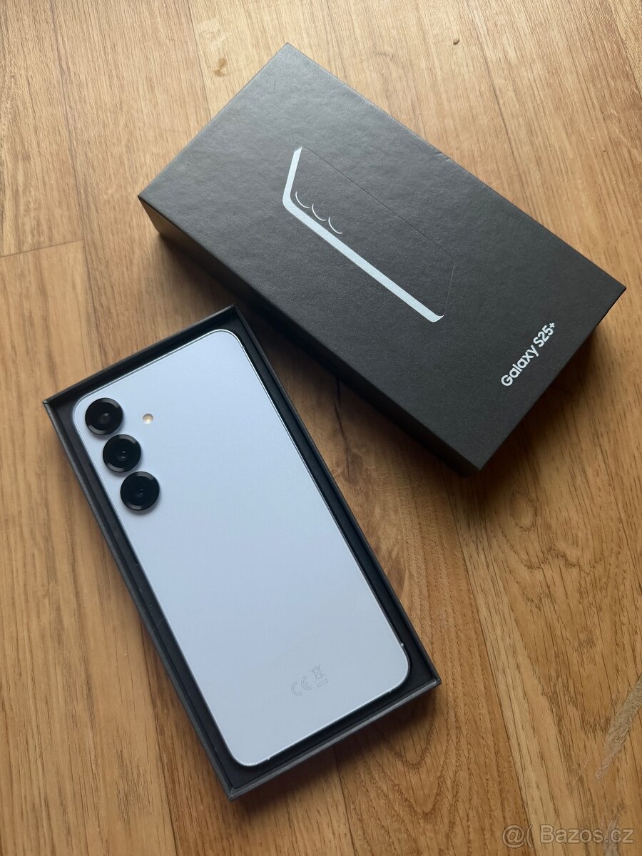 Samsung Galaxy S25+ 256GB modrý - 2