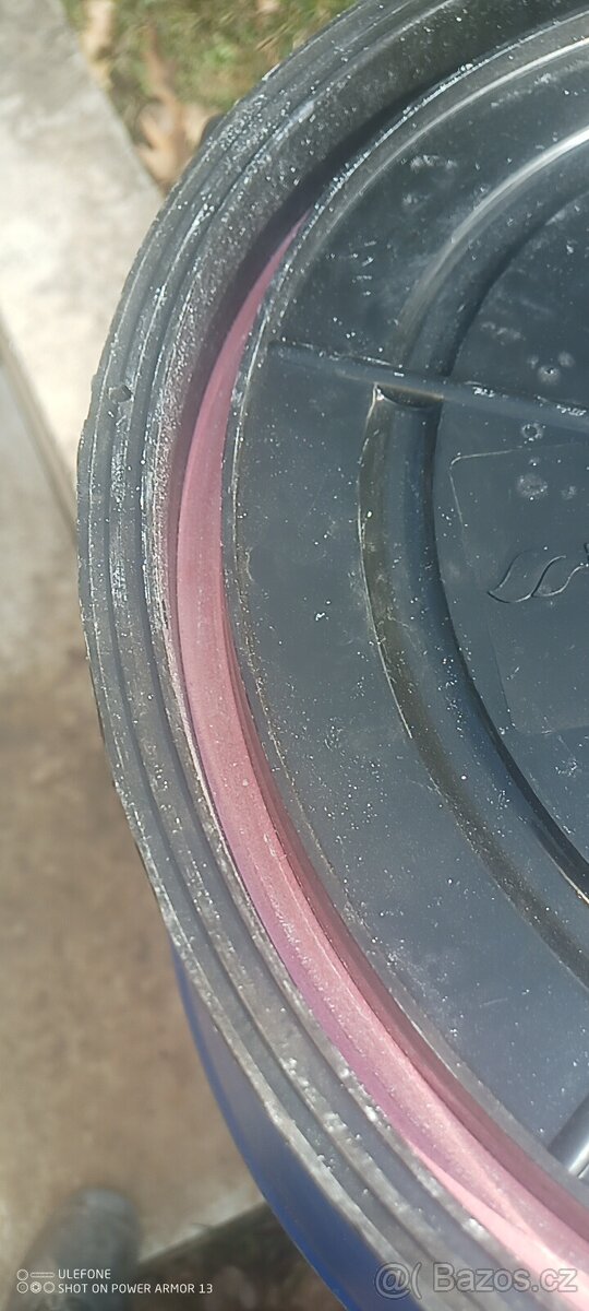 Plastový sud/bečka 80 litrů. - 2