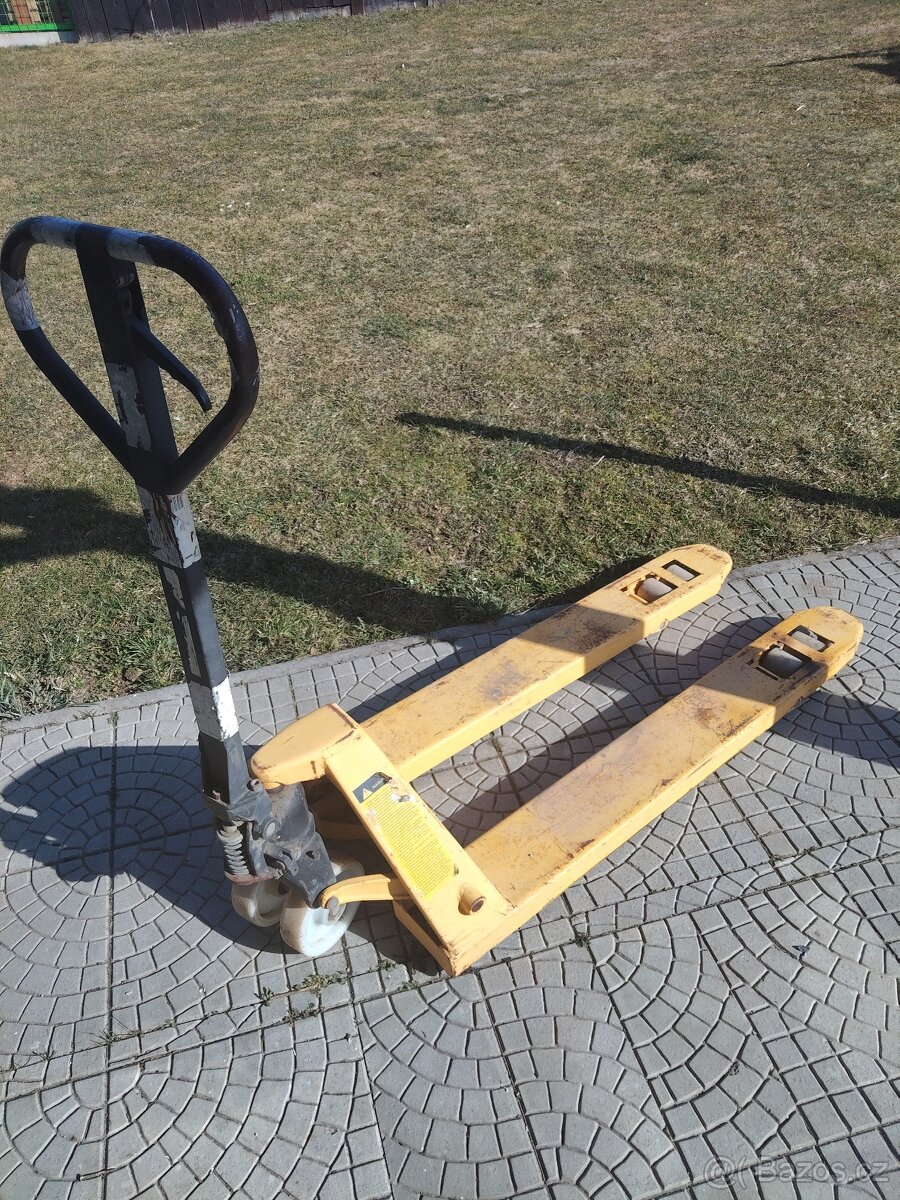 Paletový vozík - 2