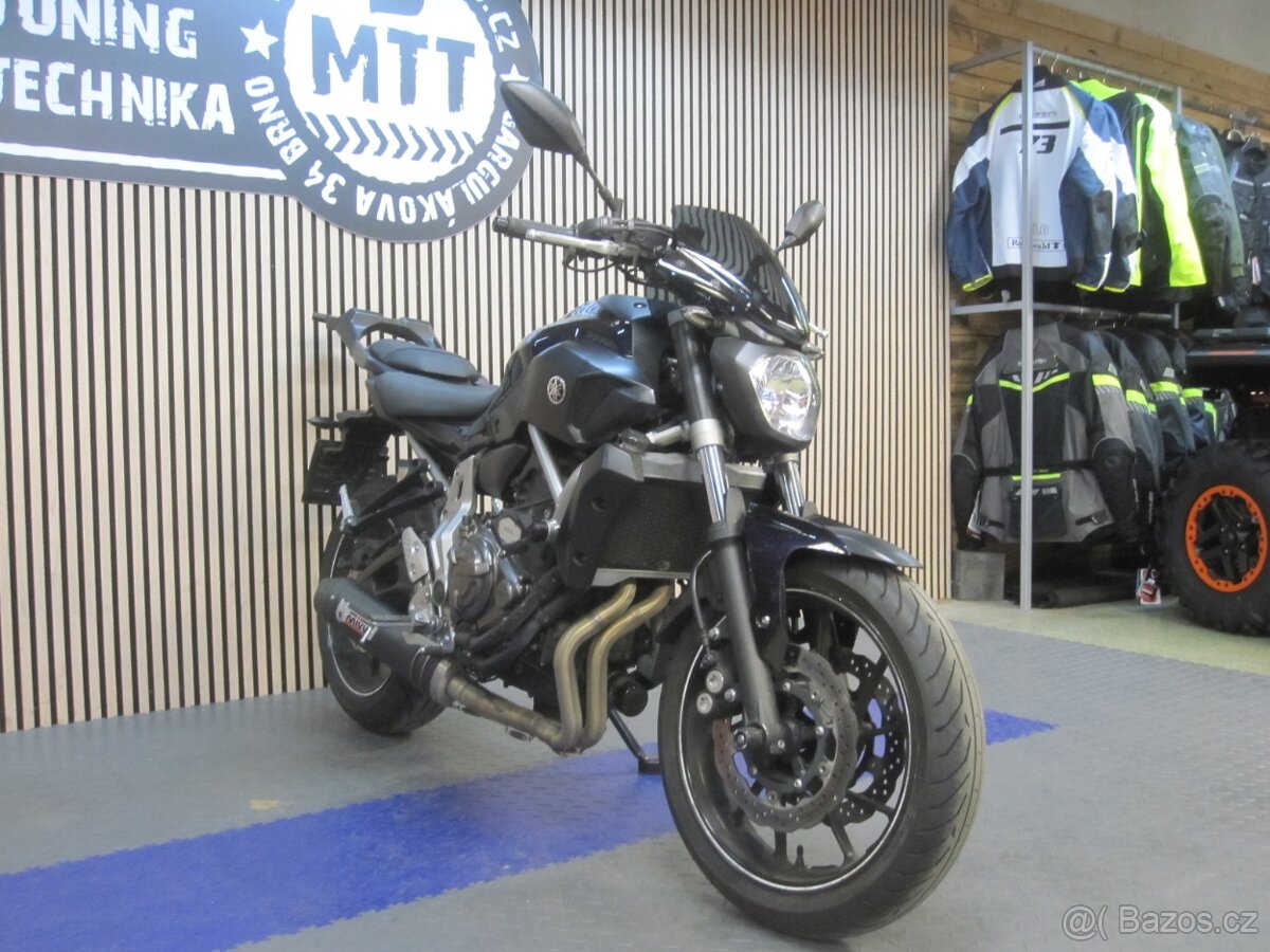 Yamaha MT-07 - 2