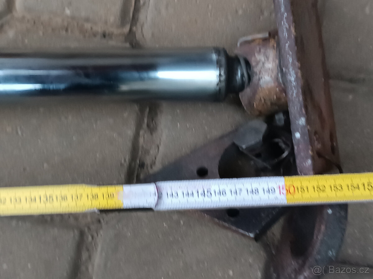 Píst na hydraulickou vlečku - 2