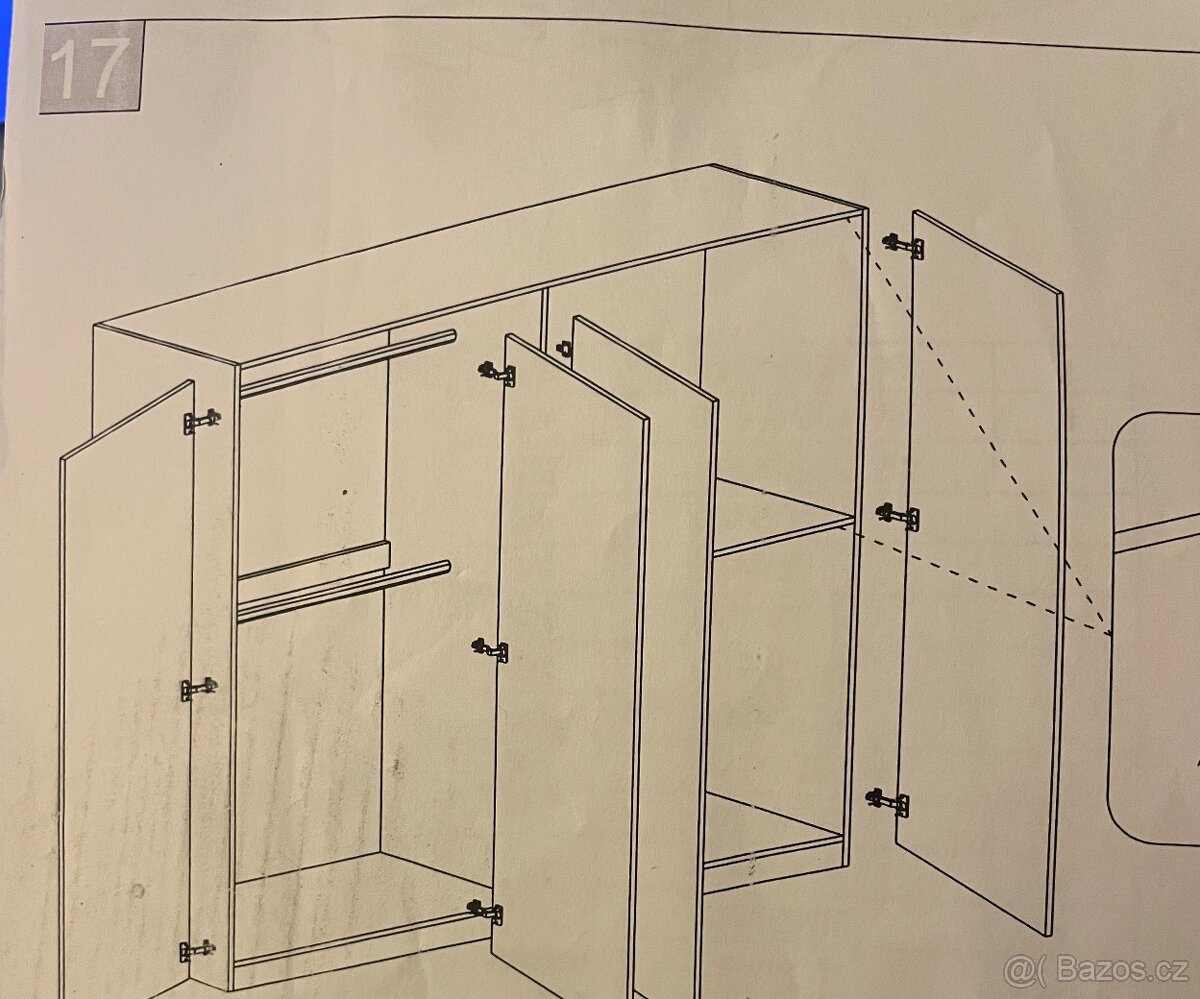 Šatní skříň - 2