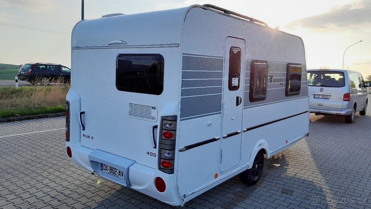 OBYTNÝ PŘÍVĚS -TRIGANO RUBIS 400- registrace 10/2015 - 2