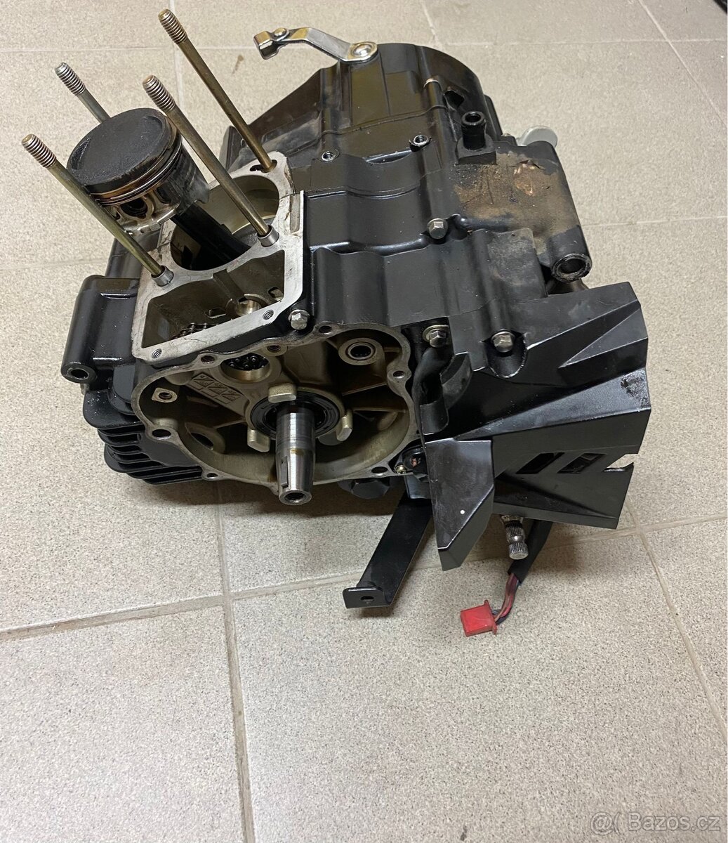 Motor na motorku Romet Division 125ccm - 2