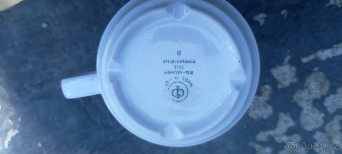 Malé hrnky + talířky - 2