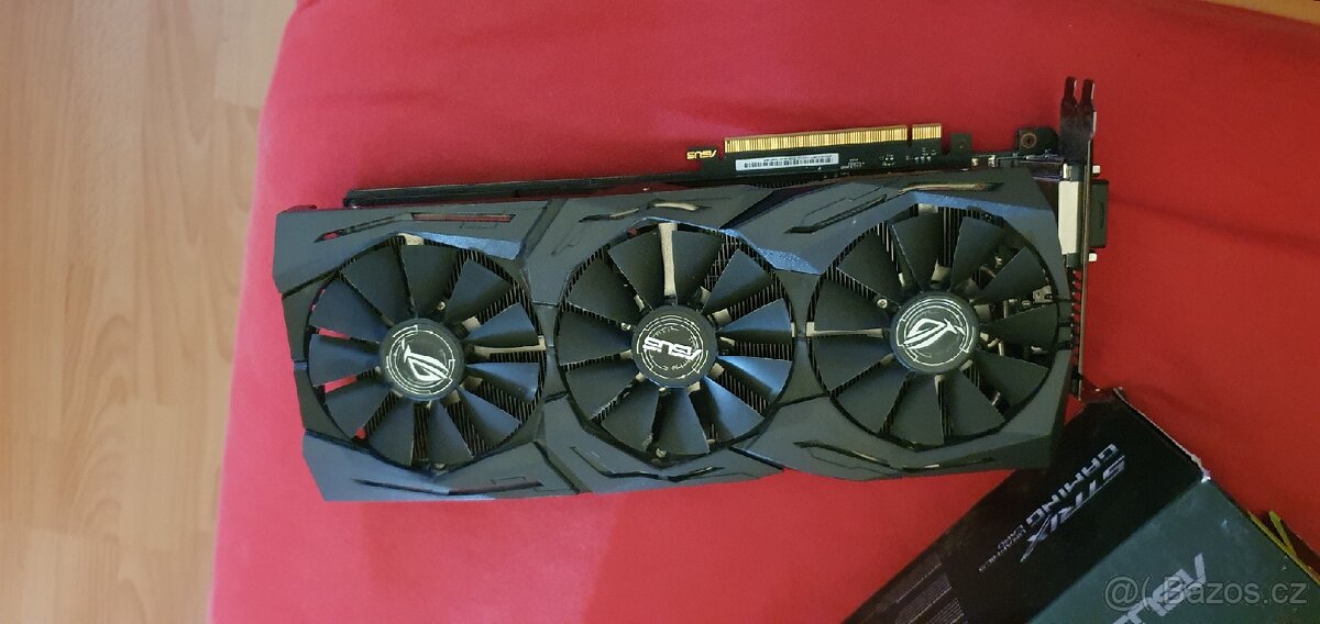 ASUS ROG Strix GTX 1080 Ti - 2