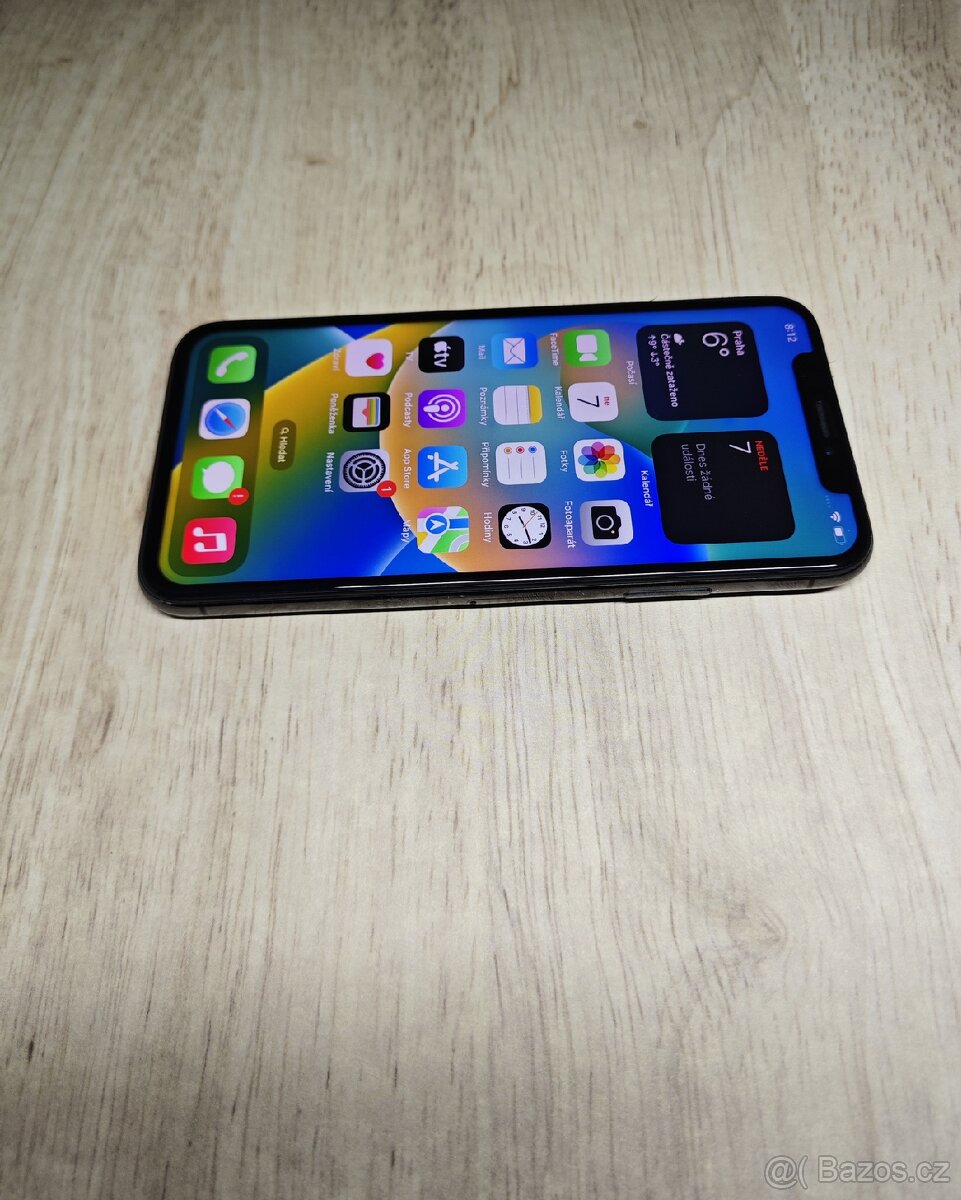 Apple iPhone X - 2