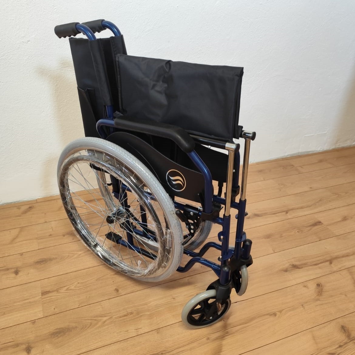 Mechanický invalidní vozík - nový - 2