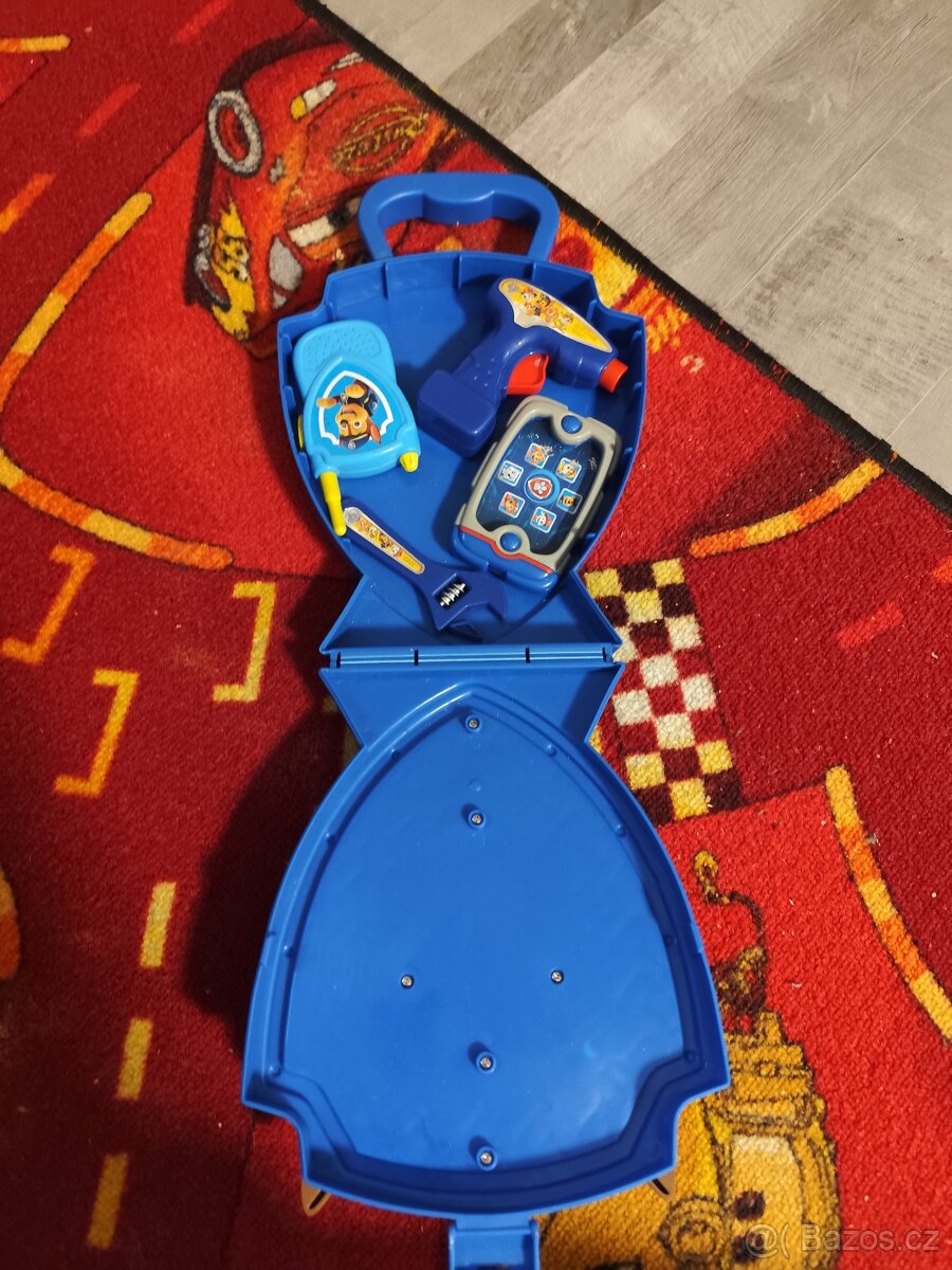 Tlapkova patrola kufřík - 2
