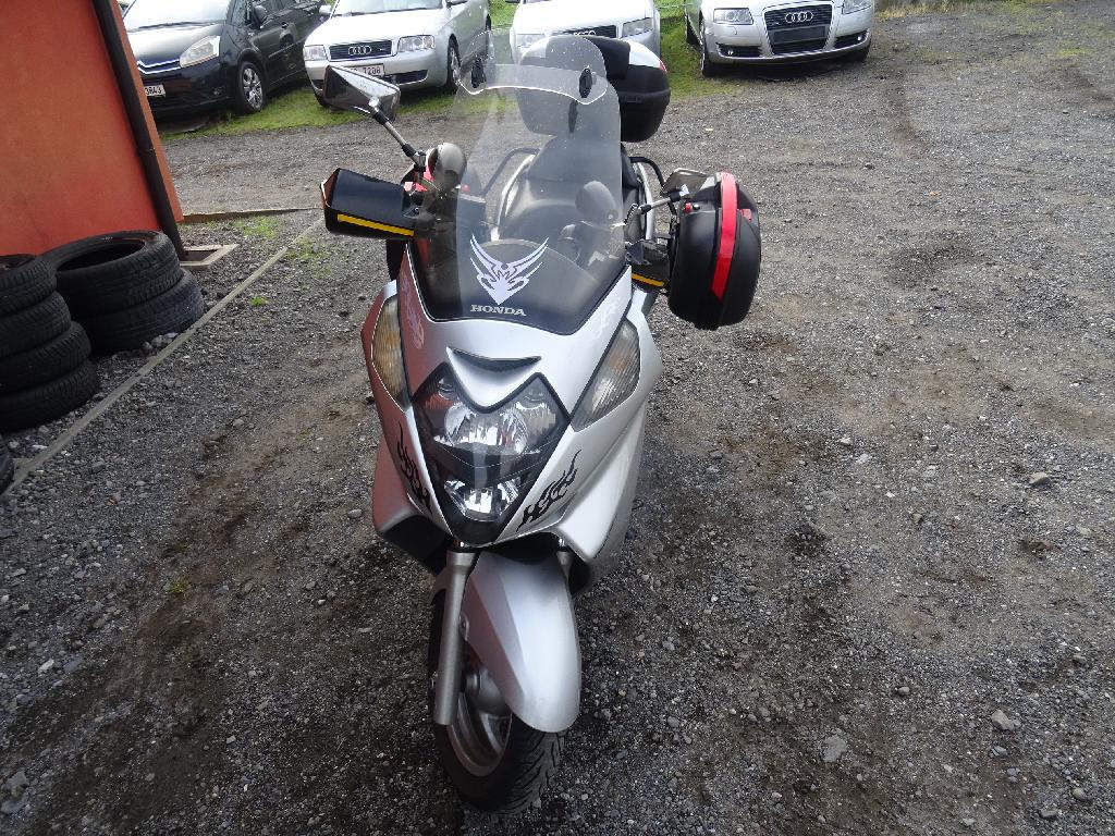 Honda Silver Wing, FJS 600 - 2