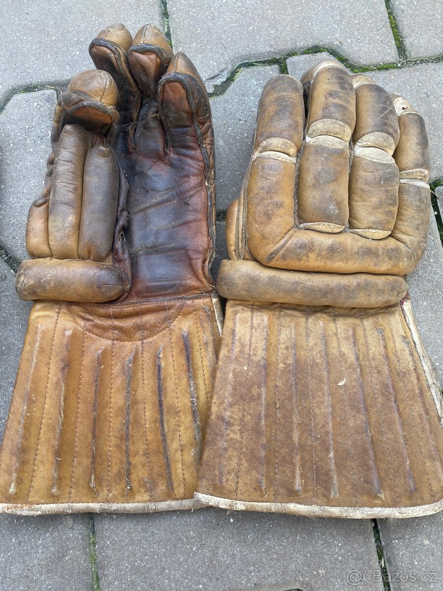 Prodam retro hokejove rukavice - 2