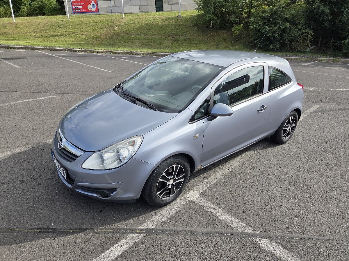 Opel corsa D 1.2 - 2