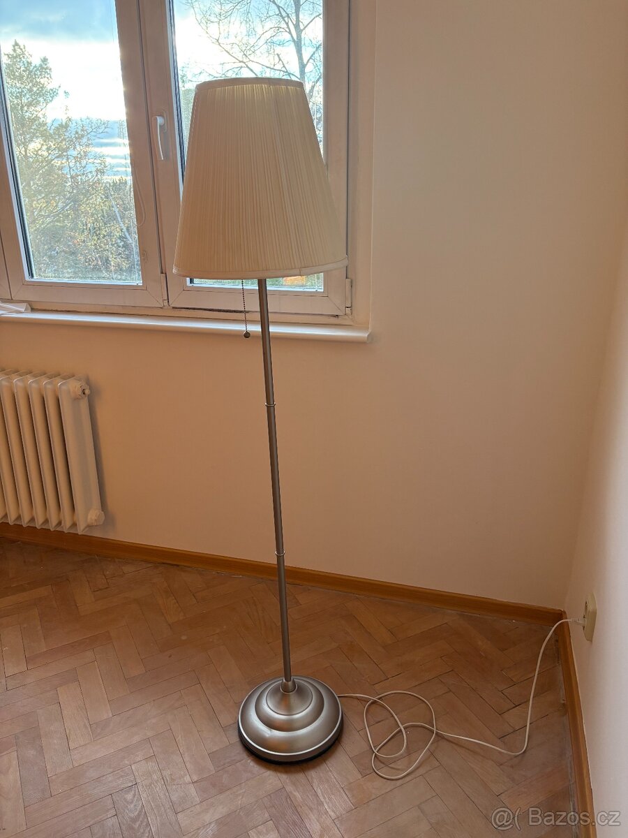 Stojací lampa - 2