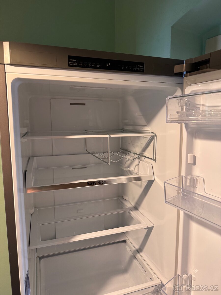 Chladnička s Mrazákem Samsung - 2