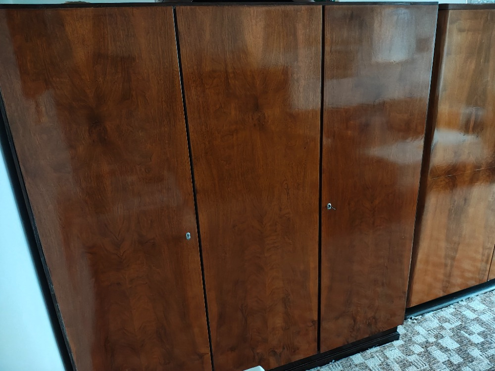 Starožitná šatní skříň - 2