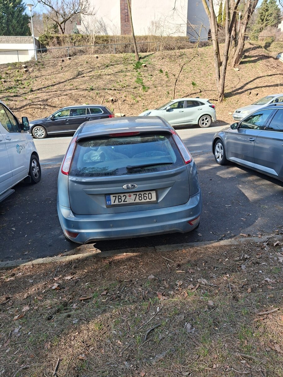 FORD FOCUS HATCHBACK 1.6 i 74kw RV 2008 - 2