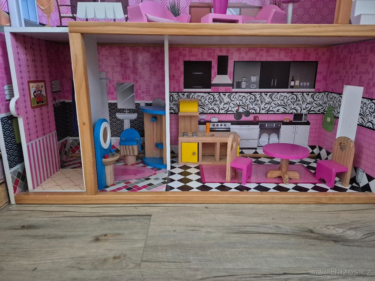 Domeček pro panenky Scarlett - 2