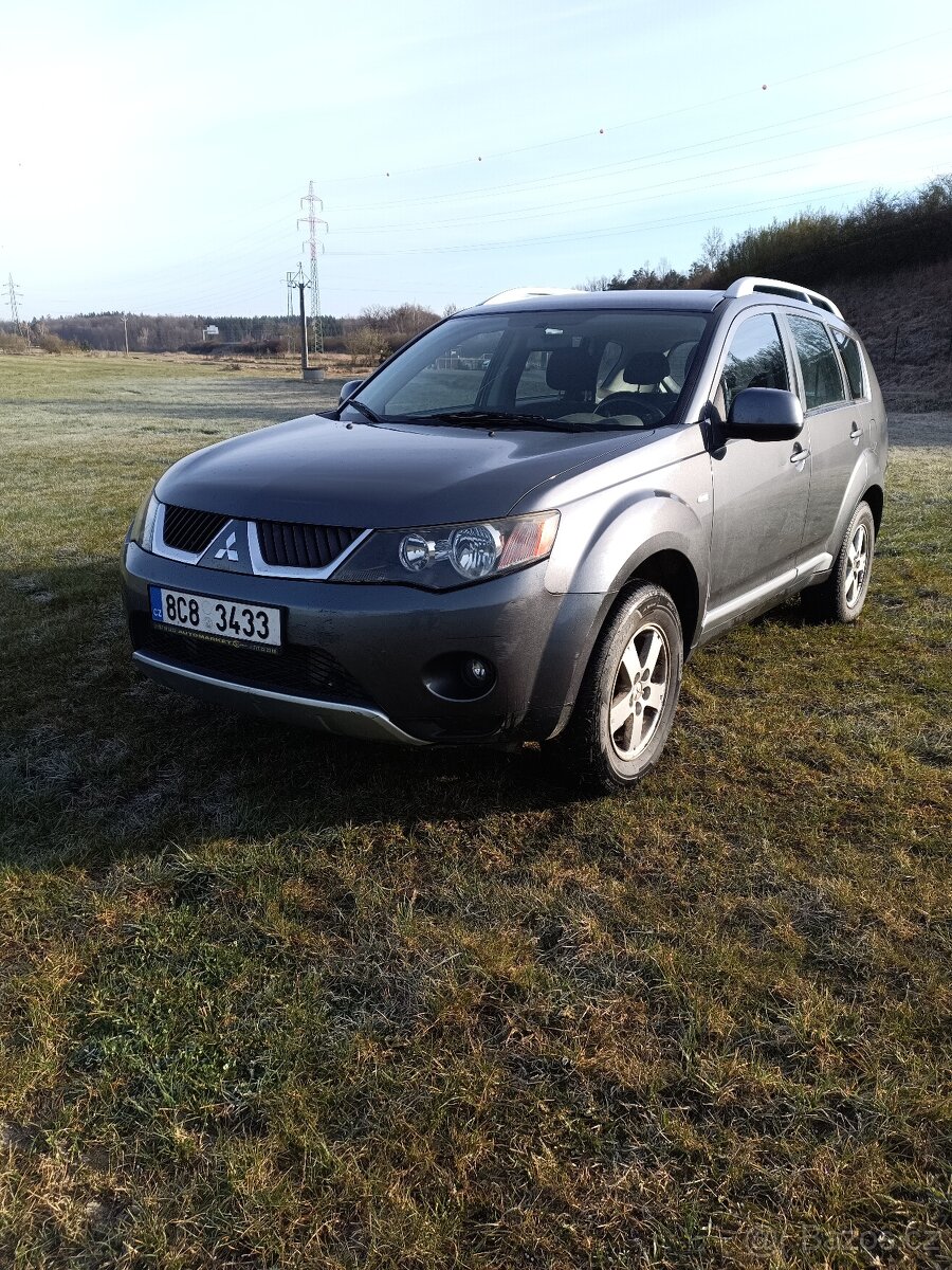 Mitsubishi Outlander 2.0 DiD - 2