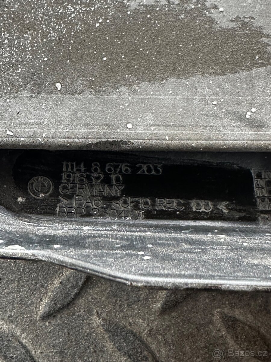 Kryt motoru BMW 11148676203 - 2