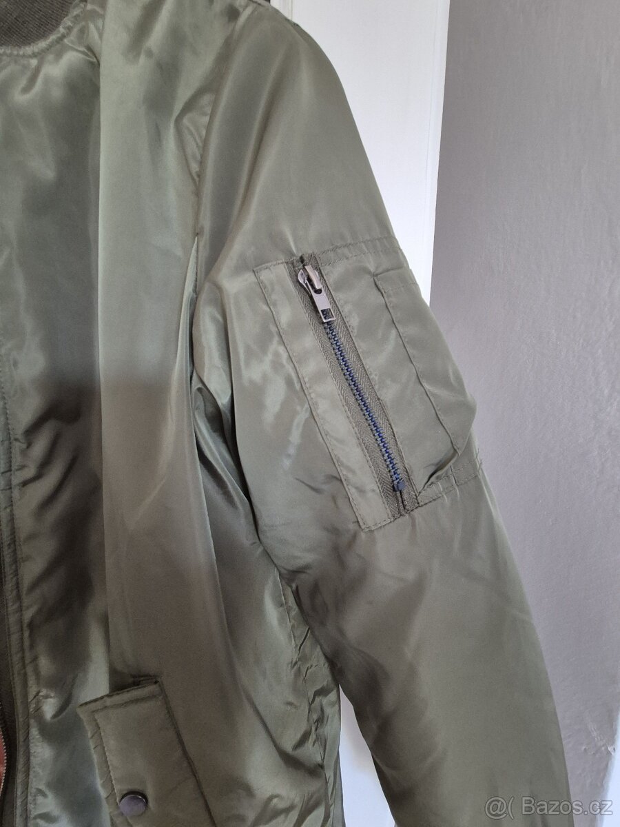 Prodloužený bomber - 2
