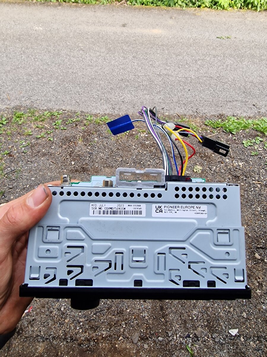Pioneer radio - 2