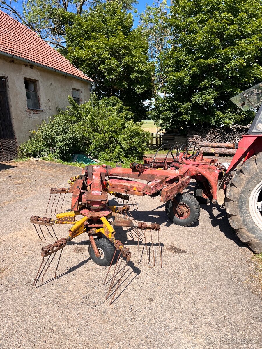 Shrnovač sena SP4 - 2