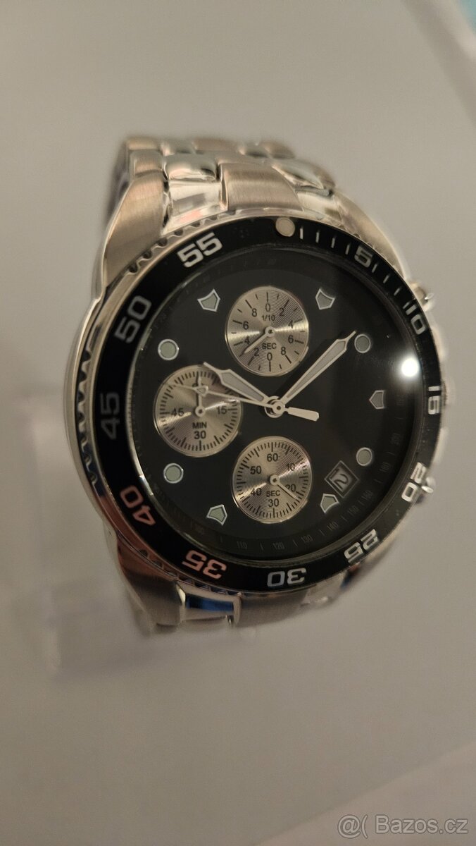 Hodinky poháněné strojkem Seiko - 2
