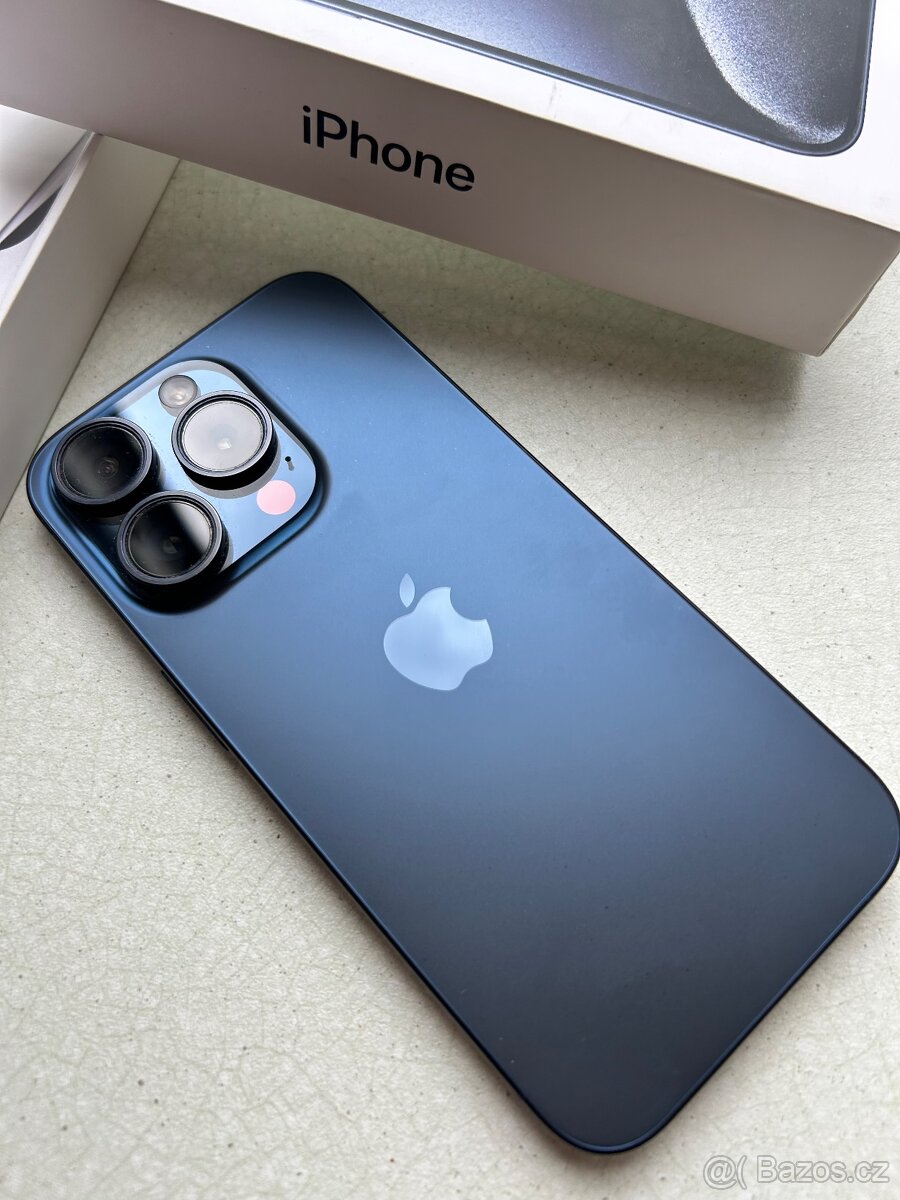 iPhone 15 Pro 128 GB modrý Titan - 2