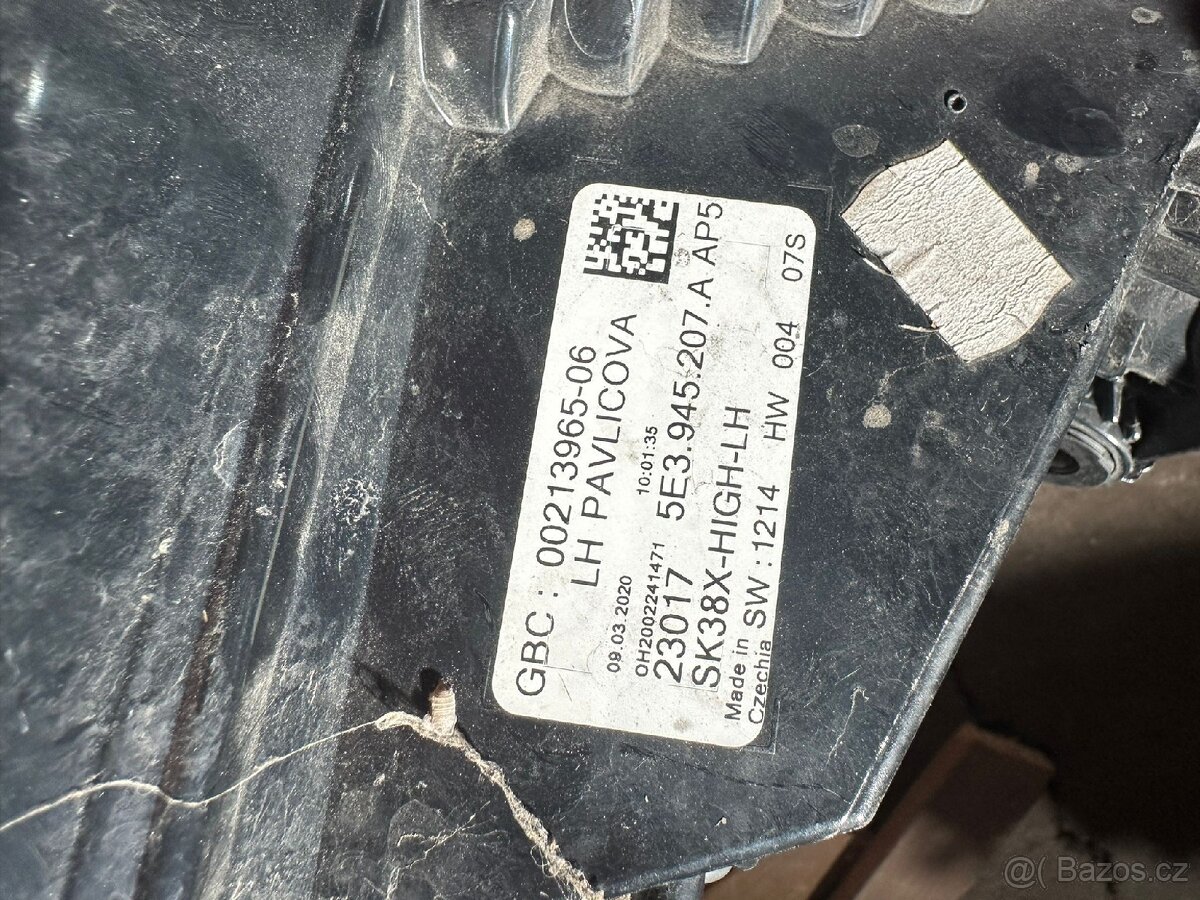 Škoda zadní světla - 2