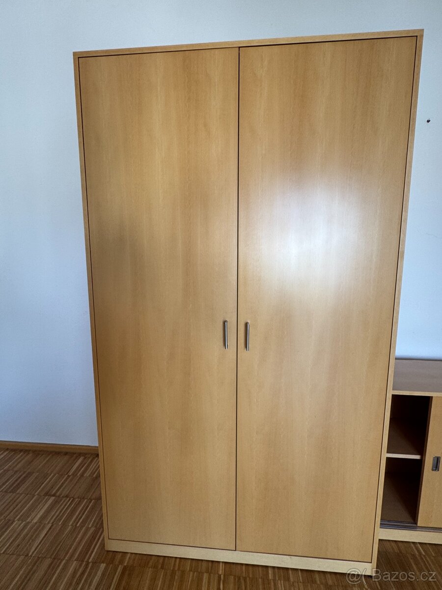 Šatní skříň - 2