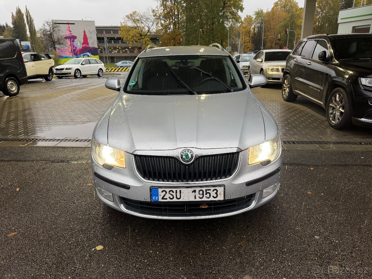 Škoda Superb 2.0 TDI Combi AUTOMAT 2010 NOVÁ STK - 2