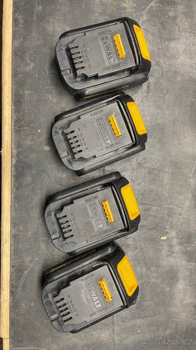 Dewalt baterie 14V - 2