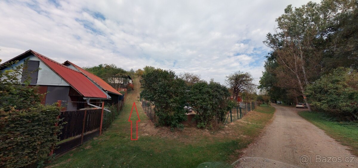 Hustopeče u Brna (1 025m2) - 2