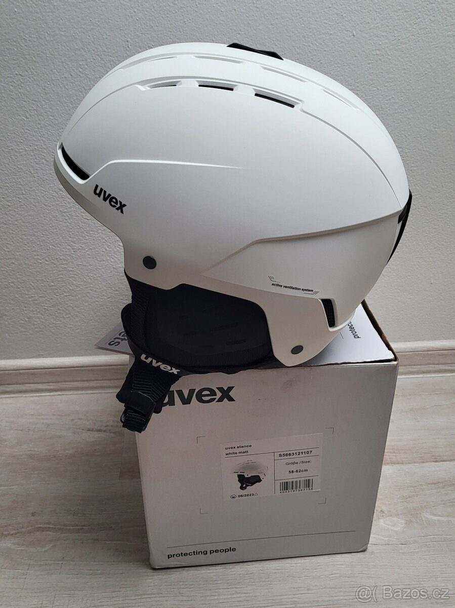 Nová lyžařská helma Uvex Stance vel. 58-62 - 2
