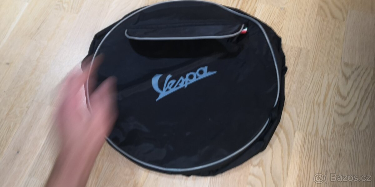 Vespa potah na náhradní kolo - 2