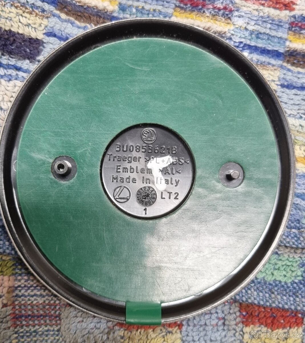 Nový přední orig. znak Škoda - 2