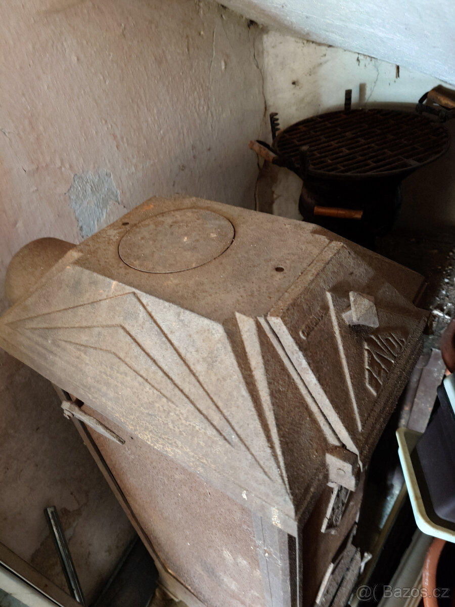 starožitná litinová kamna Fenom - 2