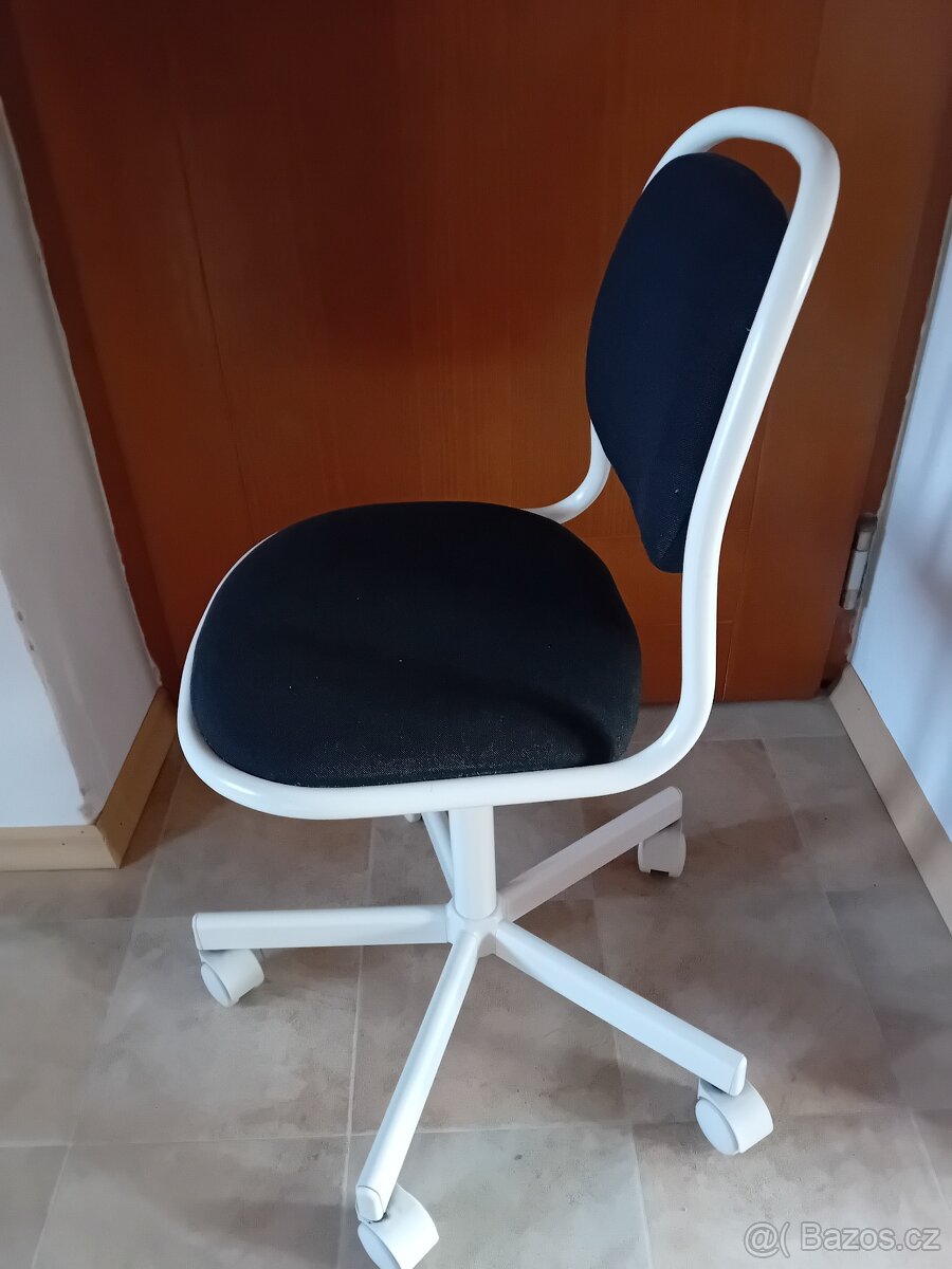 Dvě dětské otočné židle ÖRFJÄLL - 2