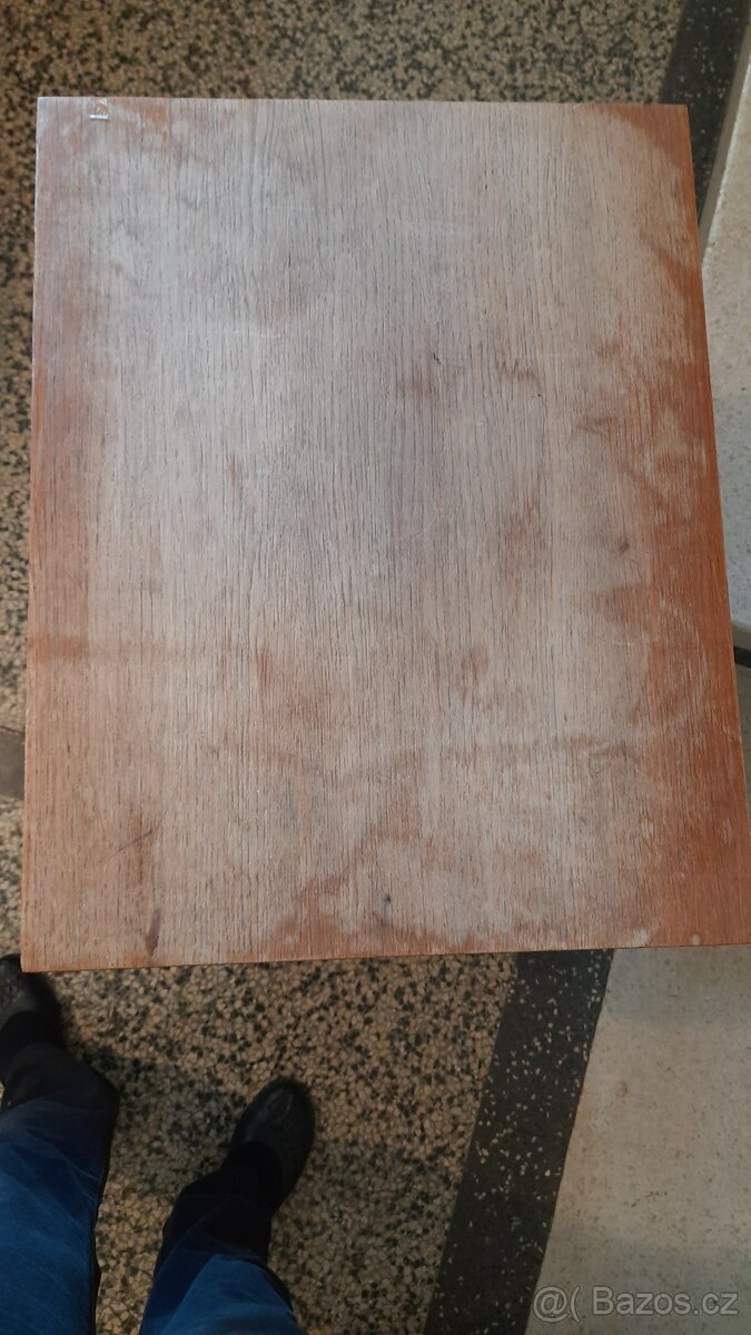 5/ skříň pro jakýkoli šicí stroj VERITAS - 2