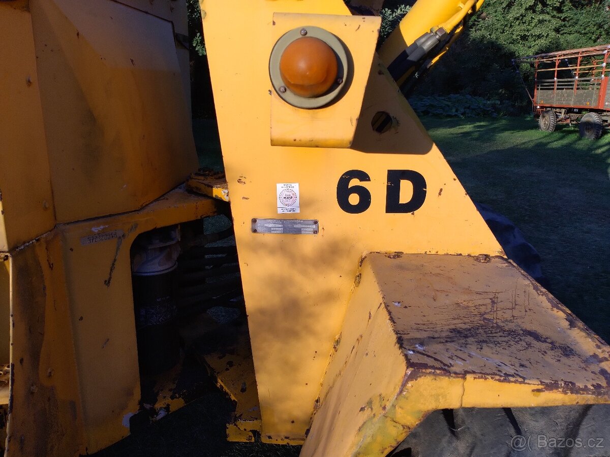 Nakladač Hanomag 6D - 2