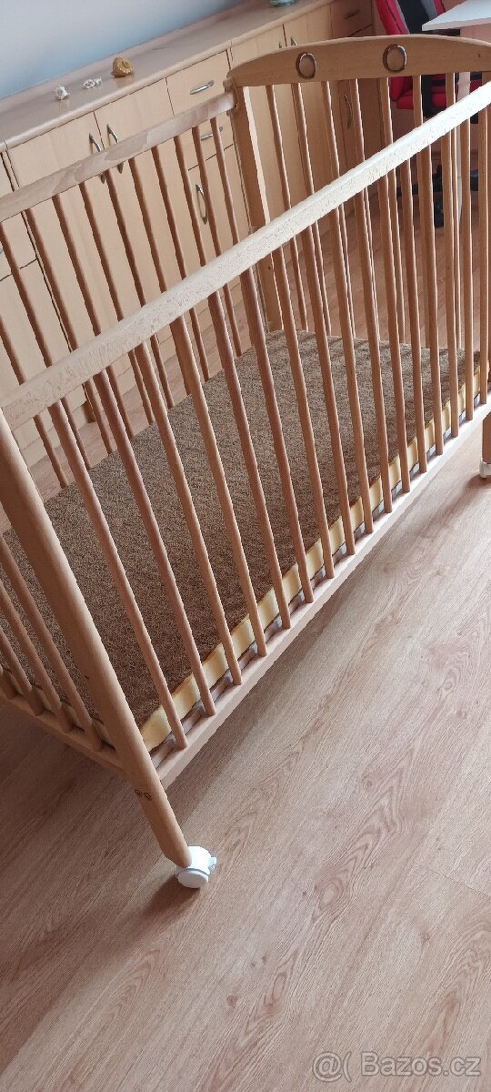 Dětská postýlka - 2
