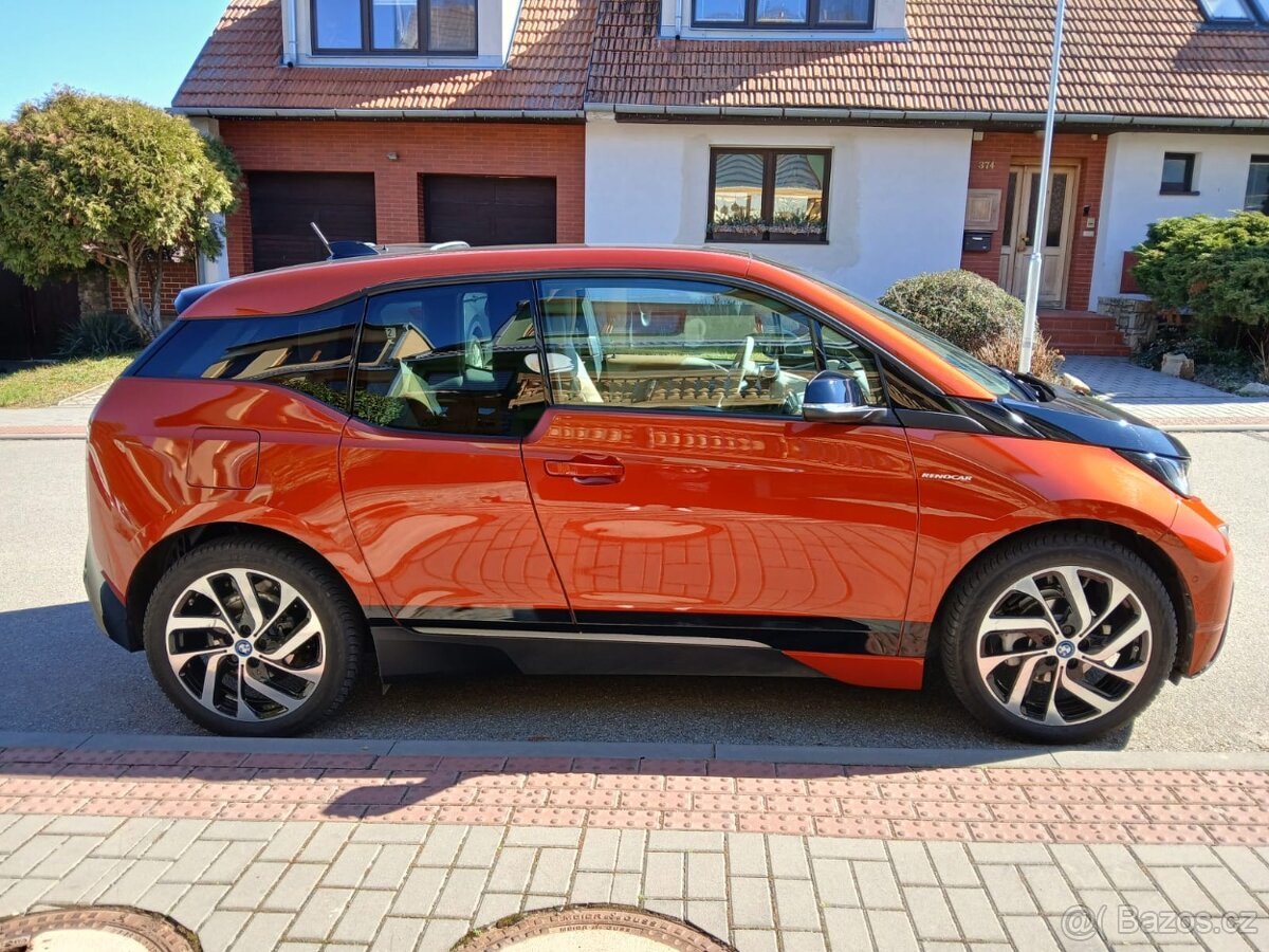 BMW I3, servis RENOCAR, 2015, dojezd 190km, 38 tkm - 2