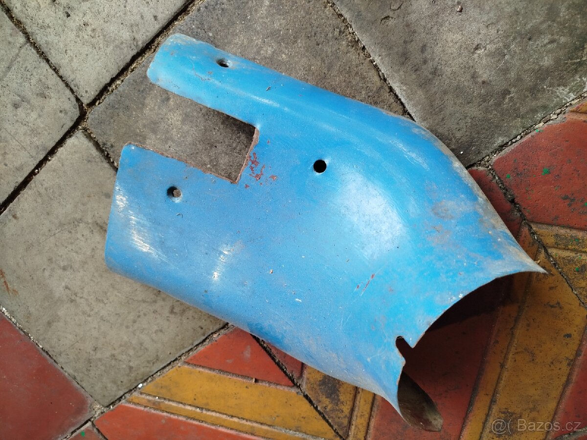 Prsíčka Jawa 550/555 - 2