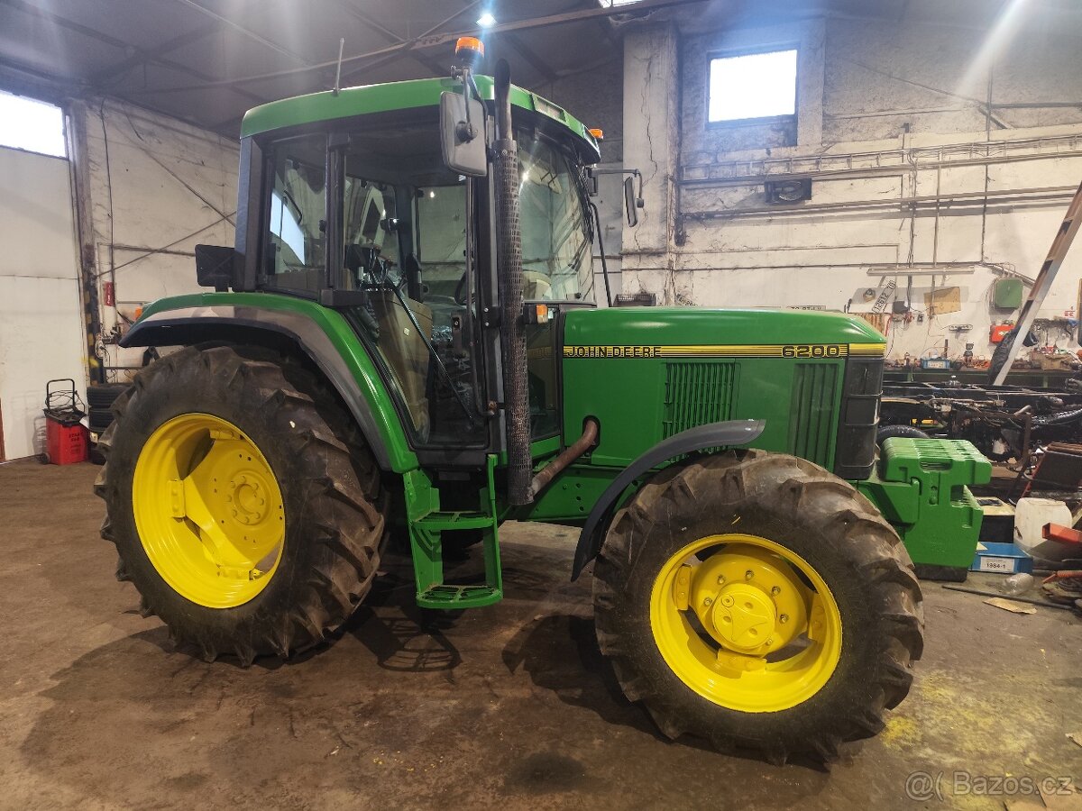 Traktor John Deere 6200 - 2