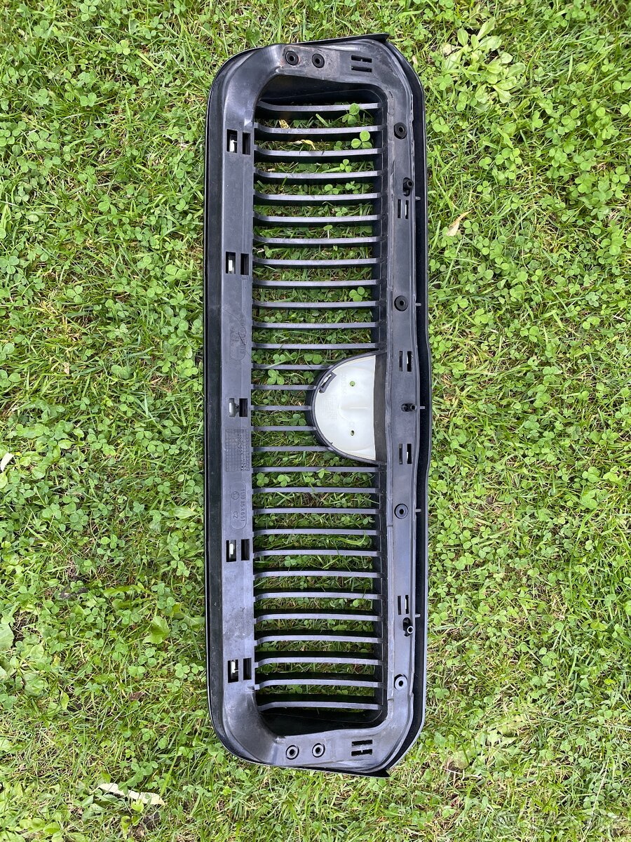 Maska chladiče – Škoda Octavia I - 2